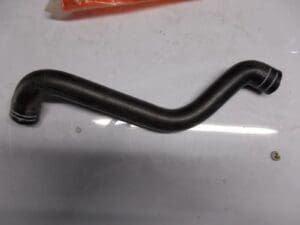 60811288 manicotto flessibile radiatore alfa 145 e 146