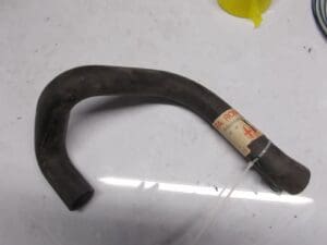 60525759  manicotto flessibile radiatore alfa 33