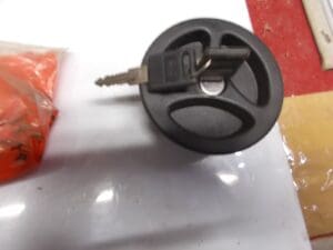 60504884 TAPPO SERBATOIO CARBURANTE ALFA 33 NUOVO ORIGINALE