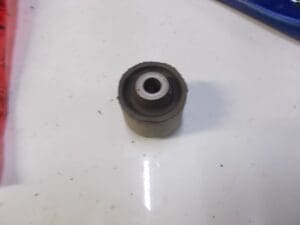 60501394 BOCCOLA SUPPORTO BRACCIO OSCILLANTE ALFA SUD 33 SPRINT NUOVO ORIGINALE