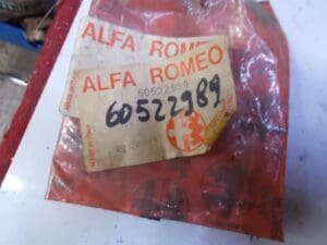 60522989 FERMAGLIO CAVI CANDELE ALFA 75 NUOVO ORIGINALE - immagine 3