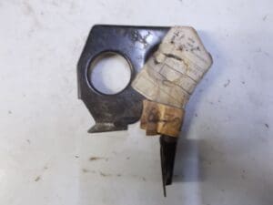 60701755 SUPPORTO PARAURTI ALFETTA NUOVO ORIGINALE