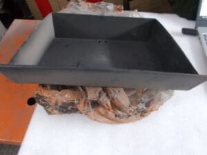 12410300000000 CASSETTO PORTA OGGETTI ALFASUD ALFA 33 NUOVO ORIGINALE