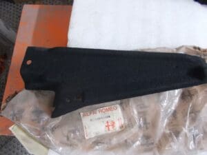 60504538 PIANETTO DS CAPPELLIERA ALFA 33 NUOVO ORIGINALE