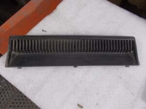 116.97.89.021 GRIGLIA COFANO ANT ALFETTA NUOVO ORIGINALE