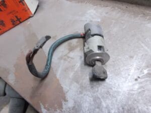 60545923 COMMUTATORE ACCENZIONE ALFA RZ SZ 75 4/6 CIL NUOVO ORIGINALE