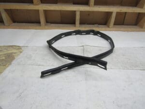 60509693 GUARNIZIONE MONTANTE SPORTELLO POSTERIORE SN ALFA 164 NUOVO ORIGINALE