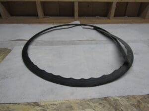 60509716 GUARNIZIONE INFERIORE PARABREZZA ALFA 164 NUOVO ORIGINALE