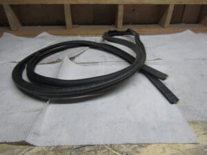 129086 GUARNIZIONE PORTA ALFASUD ALFA 33 NUOVO ORIGINALE