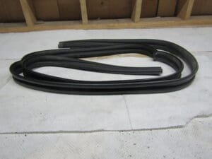 123818 GUARNIZONE GUIDAVETRO PORTA ALFASUD ALFA 33 NUOVO ORIGINALE