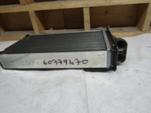 60779470 RADIATORE RISCALDAMENTO INTERNO ALFA 145 146 NUOVO ORIGINALE