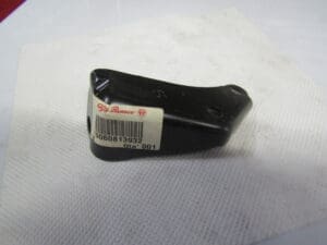 60813932 STAFFA SUPPORTO SCARICO ALFA 146 NUOVO ORIGINALE