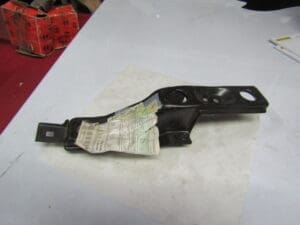 60613997 SUPPORTO SCATOLA FILTRO INTERCOOLER ALFA 164 NUOVO ORIGINALE