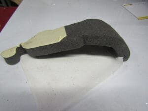 60509695 GUARNIZIONE TENUTA SX PORTE LATERALI ANTERIORI ALFA 164 NUOVO ORIGINALE