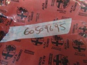 60509695 GUARNIZIONE TENUTA SX PORTE LATERALI ANTERIORI ALFA 164 NUOVO ORIGINALE