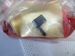 60737715 UGELLO SPRUZZATORE TERGICRISTALLI ALFA 33 NUOVO ORIGINALE