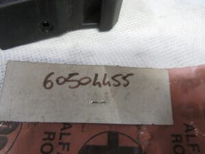 60504455 GANCIO SX COFANO POSTERIORE ALFA 33 NUOVO ORIGINALE