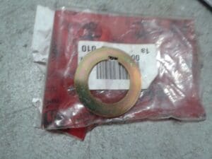 60513463 ANELLO TENUTA ALBERO MOTORE ALFA 75 155 164 SPIDER NUOVO ORIGINALE
