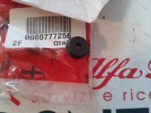 60777256 BOCCOLA MOLLA CLACSON ALFA 33 NUOVO ORIGINALE