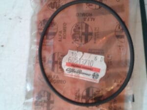 60513710 GUARNIZIONE SUPPORTO FILTRO OLIO ALFA 164 NUOVO ORIGINALE