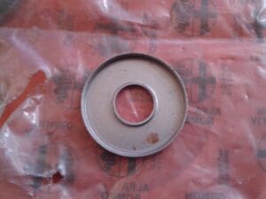 60513824 SCODELLINO VALVOLA MOTORE  ALFA 33 GT GTV 166 164 SPIDER … NUOVO ORIGINALE