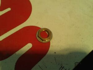 60504658 DADO FISSAGGIO ANTENNA TETTO ALFA 33 NUOVO ORIGINALE