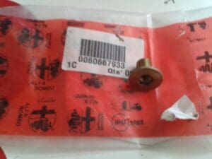 60667933 BOCCOLA SUPPORTO FISSAGGIO VETRO ALFA GTV SPIDER NUOVO ORIGINALE