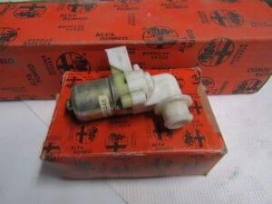 60505225 POMPA SACCA SERBATOIO TERGICRISTALLI ALFASUD ALFA 33 NUOVO ORIGINALE