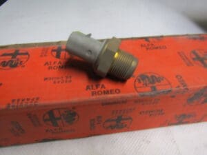 60585603 INTERRUTTORE TERMICO ELETTROVENTOLA ALFA 33 NUOVO ORIGINALE