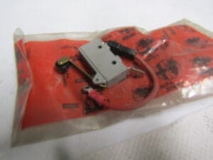 60753000 INTERRUTTORE CORPO FARFALLATO ALFA 164 2.0 TURBO 4 NUOVO ORIGINALE
