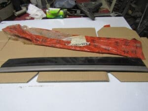 60720957 MODANATURA ESTERNA PORTA POSTERIORE SX ALFA GIULIETTA NUOVO ORIGINALE