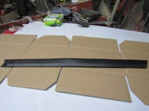 60525949 MODANATURA INFERIORE PORTA POSTERIORE SX ALFA 33 NUOVO ORIGINALE