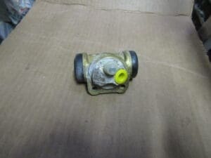 60750204 CILINDRETTO FRENI POSTERIORE ALFA 33 NUOVO ORIGINALE