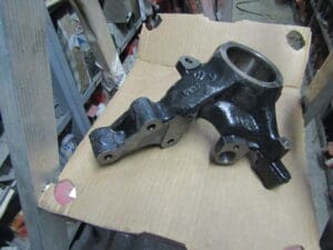 60595223  MONTANTE SOSPENSIONE ANTERIORE SX ALFA 145 146 NUOVO ORIGINALE