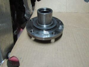 60510369 MOZZO RUOTA ANTERIORE ALFA 164  GT GTV SPIDER NUOVO ORIGINALE