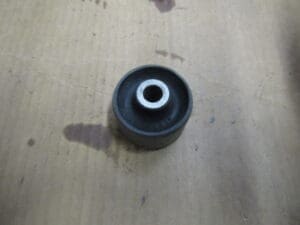 60501920 SILENTBLOCK TIRANTE SOSPENSIONE POSTERIORE ALFA 33 NUOVO ORIGINALE