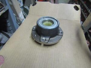 60808829 MOZZO RUOTA POSTERIORE ALFA 164 2.0 TS NUOVO ORIGINALE