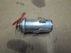 537155 SUPPORTO ACCENDISIGARI ALFASUD ALFA 33 NUOVO ORIGINALE