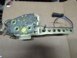 60623383 SERRATURA DX ALFA ROMEO GTV SPIDER NUOVO ORIGINALE