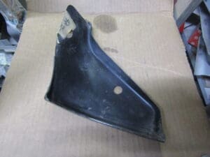 1640050385 STAFFA ANGOLARE SUPPORTO FIANCATA SINISTRA ALFA 164    82393227  NUOVO ORIGINALE