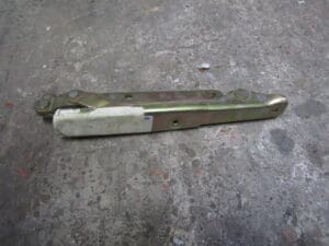 60651068 CERNIERA DX PORTELLONE BAGAGLIAIO ALFA 156 NUOVO ORIGINALE