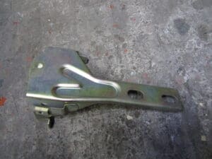 60538893 STAFFA DESTRA PARAURTI ALFA 33 NUOVO ORIGINALE