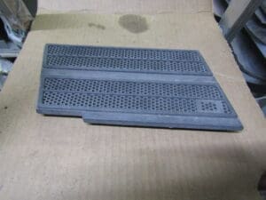 5232000 GRIGLIA LATERALE ALFA 90 NUOVO ORIGINALE