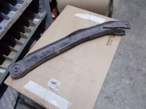 60501403 BRACCIO PUNTONE SOSPENSIONE ANTERIORE ALFASUD ALFA 33 NUOVO ORIGINALE