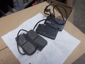 60778285 PASTIGLIE FRENI ANTERIORI ALFA 33 NUOVO ORIGINALE