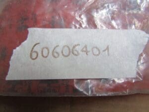 60606401 STAFFA SUPPORTO TUBO ALFA 145 146 NUOVO ORIGINALE - immagine 3