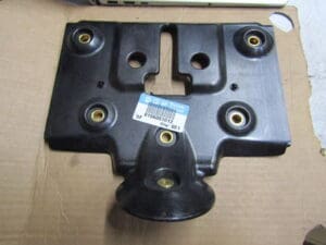 156051012 RINFORZO SCUDO STEMMA ANTERIORE ALFA 166 2 SERIE NUOVO ORIGINALE