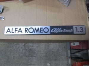 110937 LOGO MODELLO TARGHETTA ALFASUD 1.3 NUOVO ORIGINALE