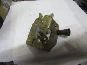 140205503901 SERRATURA PORTELLONE POSTERIORE ALFA F12 F11 NUOVO ORIGINALE