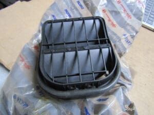 46789867 MOSTRINA SCARICO ARIA BAULE ALFA 145 GIULIETTA MITO NUOVO ORIGINALE